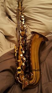 1936 cleveland music co alto saxophone