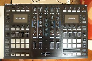 Native Instruments Traktor Kontrol S8