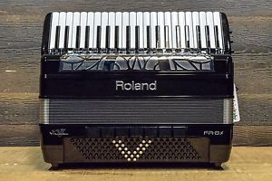 Roland V-Accordion FR-8x USB Port 41-Key 120-Bass Black Digital Piano Accordion