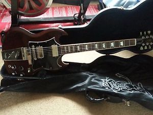 Gibson SG Angus Young Signature Guitar