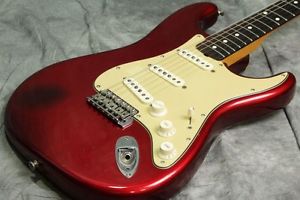 Fender USA American Vintage 62 Stratocaster Candy Apple Red Electric Guitar