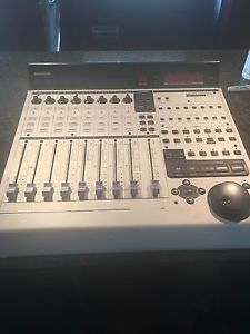 Mackie MCU USB Universal Control Surface