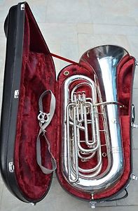YAMAHA YBB-631S Professional Bb Compensating Tuba 4/4 + Case
