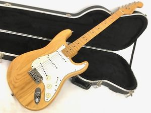 MINT Fender AM STD ST Strat Standard Electric Guitar American Hard Case.. T21...