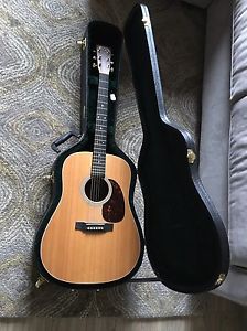 Martin Custom MMV Solid Wood Dreadnought Acoustic Guitar Natural
