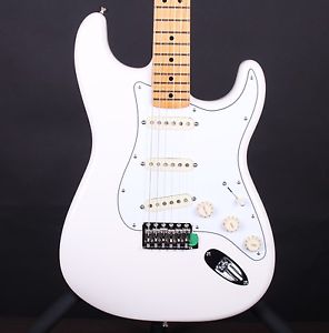Fender Jimi Hendrix Stratocaster Electric Guitar Maple Fretboard White w/Gig Bag
