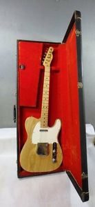 VINTAGE 1974 FENDER TELECASTER ELECTRIC GUITAR IN NATURAL WITH ORIGINAL CASE