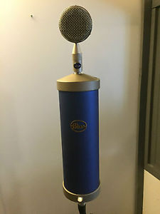 BLUE Bottle, flagship valve mic' with B6 and B7 capsules