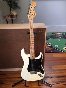 Fender Stratocaster Electric Guitar