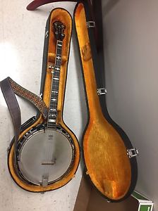 Gibson RB-250 Mastertone Banjo with Case