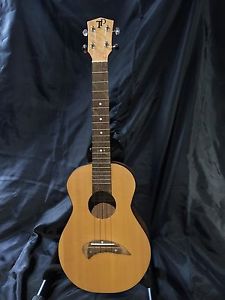Turnpike Solid Spruce Top Tenor Ukulele Solid Walnut
