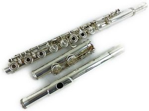 ATLUS A1107R Flute with Case N2111197
