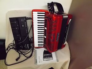 ROLAND FR7 accordion with Pedals, Manual and Carry Bag