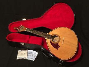 Santos Beirao Portuguese Guitar in fitted hard case