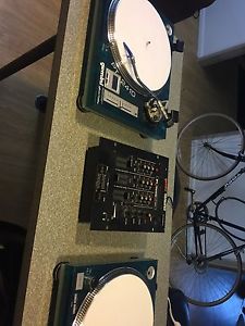 2 Gemini 2410 Special Edition DJ Turntables