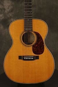 '02 Martin 000-28EC  Eric Clapton signature model acoustic w/active piezo pickup