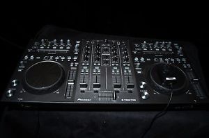Pioneer DDJT1 DJ Controller for Traktor