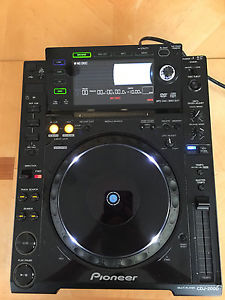 Pioneer CDJ-2000 DJ Turntable