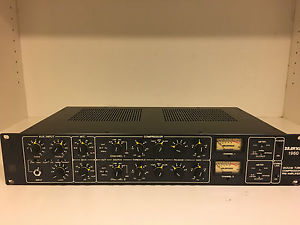 Drawmer 1960 Vacuum Tube Microphone / Instrument Preamplifier/Compressor