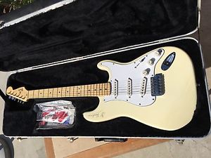 1996 Al Hendrix signed Fender Stratocaster Electric Guitar Made in Mexico