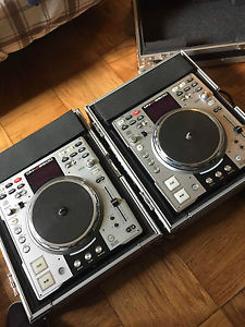 Denon DNS-3500 PAIR  with CASES included