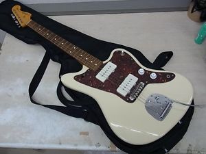 Used Fender Japan JAZZMASTER JM66-80VWH White Electric Guitar Free Shipping