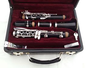Buffet Crampon E13 Wooden Clarinet - with warranty