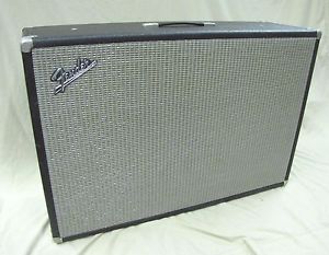 Fender Showman H