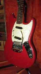 Vintage 1966 Fender Mustang Electric Guitar Plays Great W/ Original Case Clean