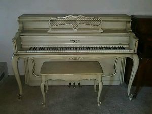 Antique sohmer upright piano
