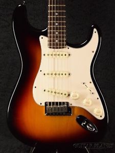 Fender 60th Anniversary American Stratocaster 3 Tone Sunburst /Rosewood Electric