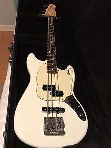 Fender Mustang Bass PJ Sonic Blue W/ Babicz Bridge And Fender HSC