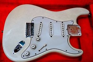 2007 Fender USA AVRI Stratocaster Body Heavy Relic Olympic White No Reserve!!!!