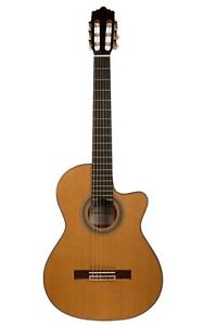 Ramirez 2N CWE Chitarra Calssica Elettrificata Spalla Mancante
