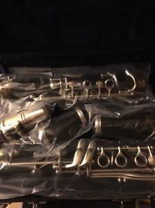 Selmer Omega wood Bb clarinet.  Refurbished. Intermediate Level. Silver Keys.