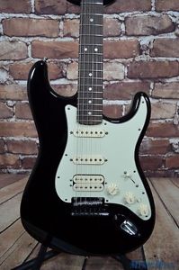 B-Stock Fender American Deluxe Stratocaster Strat HSS Black + Case