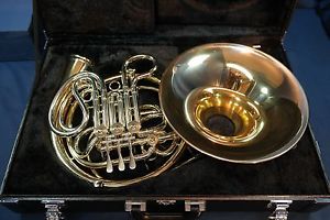Conn 8DRS (8D with Rose Brass Screw Bell) Double French Horn w/Case, Mouthpiece