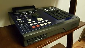 Blue edition Akai mpc 2000xl