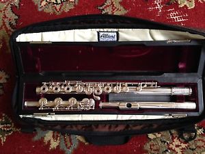 Yamaha YFL-674 Flute - MINT!