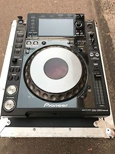 Pioneer CDJ-2000 Nexus