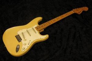 Free Shipping!! 1974 Fender USA 1974 Stratocaster Original White Used w/Hardcase