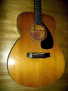 YAMAHA FG-110, 1971, Good Condition Japan Vintage Red Label Yahama Guitar w/GB