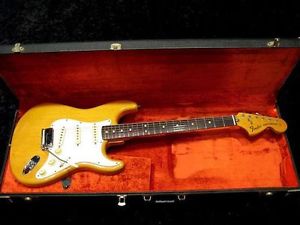 Fender 1974 Vintage Stratocaster Light Weight Guitar Rare Free Shipping Japan