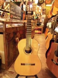 KAZUO Yairi H5 Natural Free shipping Guiter Bass From JAPAN Right-Handed #T431