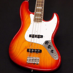 Used Fender Classic 70s Jazz Bass Rosewood / Light Amber Sunburst Electric Bass
