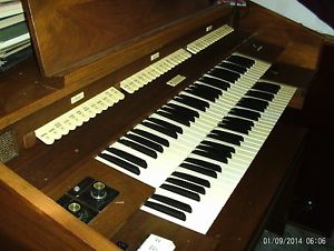 Allen ADC-1000  2-Manual Digital Organ w/ Internal Speakers, ca. 1987