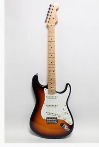 Fender American Vintage '59 Stratocaster, Maple Fingerboard w/hard case #Q86