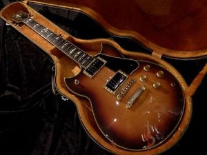 YAMAHA SG 1600 Used w/ Hard case