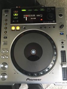 Pioneer CDJ-850 Exellent Conditions