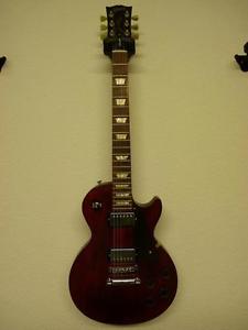 Gibson Les Paul Studio 2016 in worn cherry (wc) - neuwertig